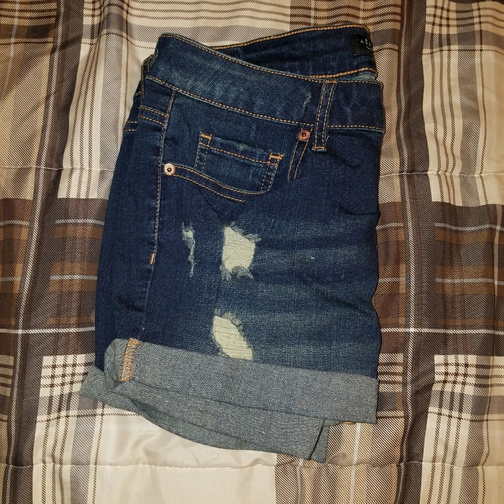american eagle shorts
